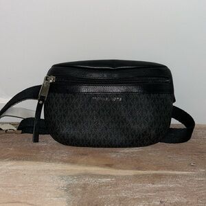 Michael Kors Black Belt Bag